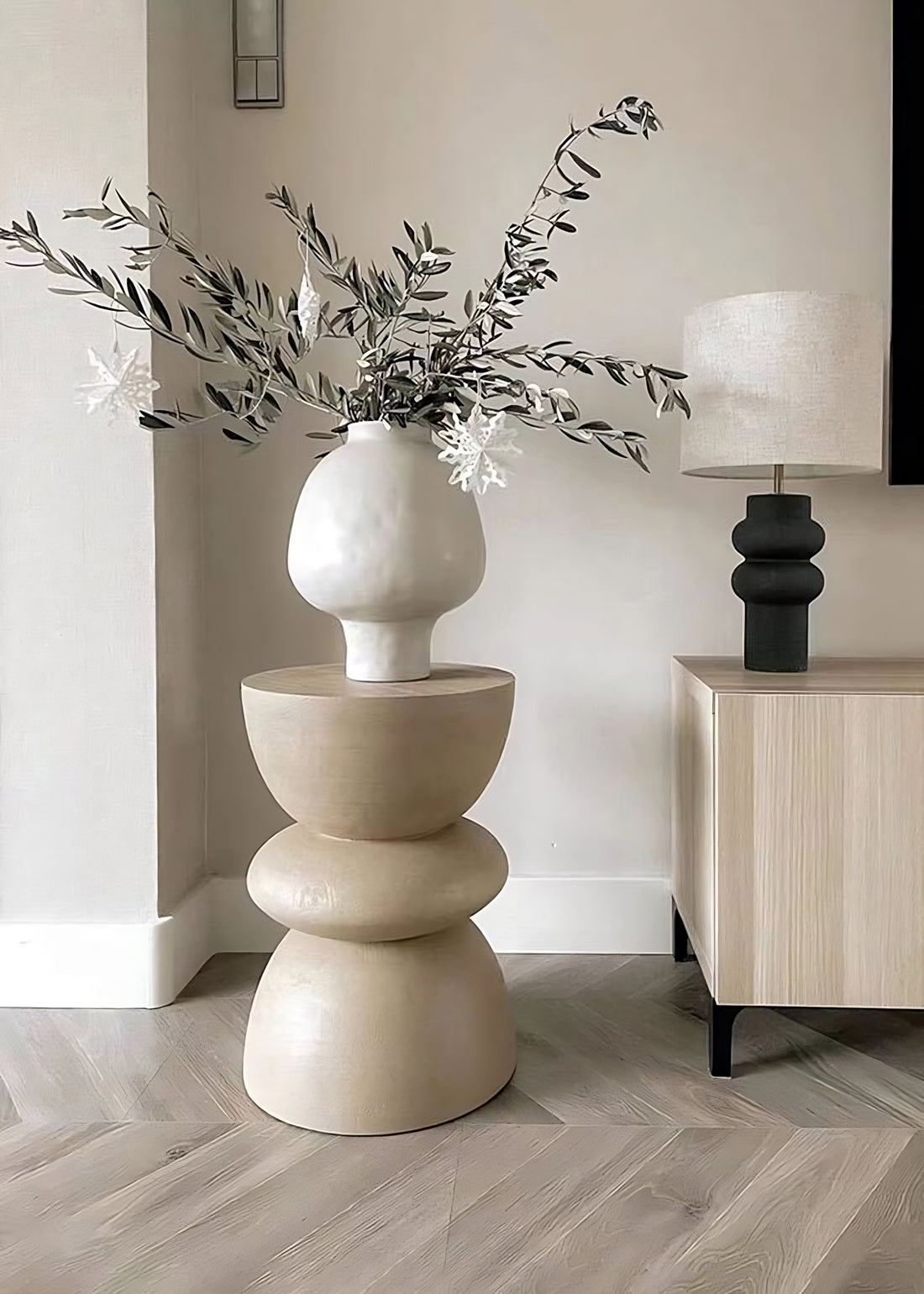 Moonlit Sonata Ceramic Vase: A Silent Ode to Tagore's Poetic Genius